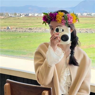 被流浪猫捡到的男人